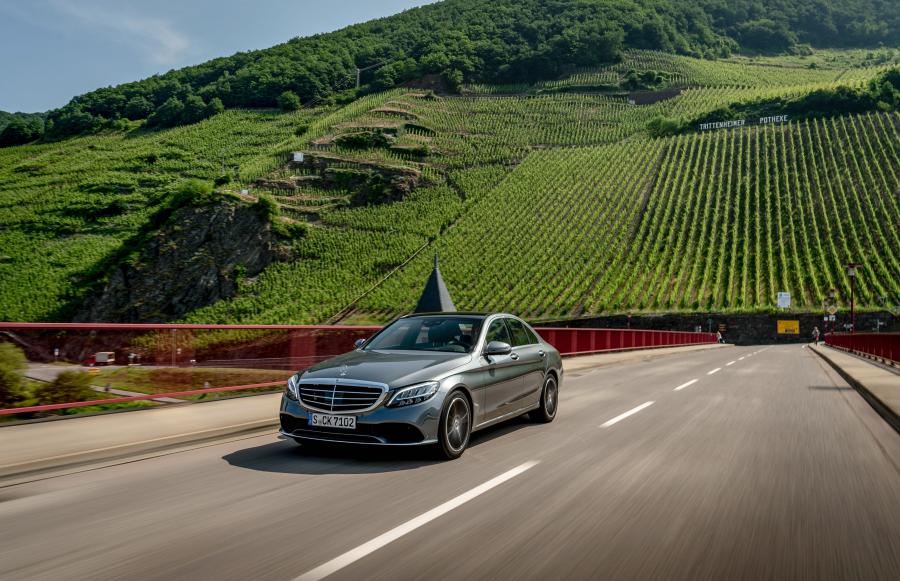  Mercedes-Benz C200 (W205) 2018 года  (WW) (фото 3 из 34)